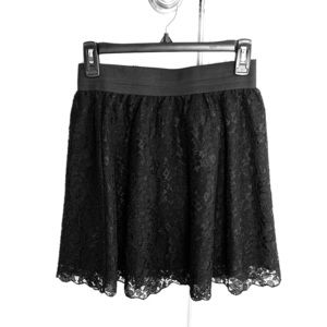 Forever 21 Black Lace Mini Skirt Size 6